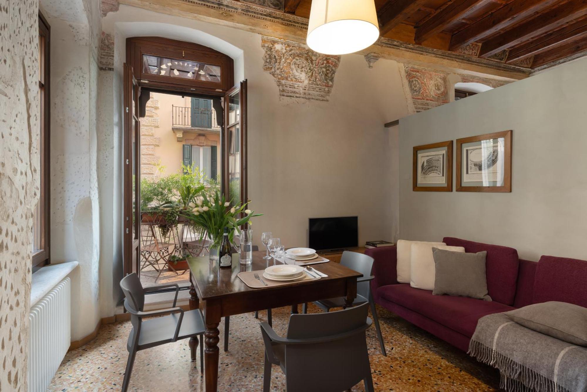 Residenza Roccamaggiore Верона Екстер'єр фото