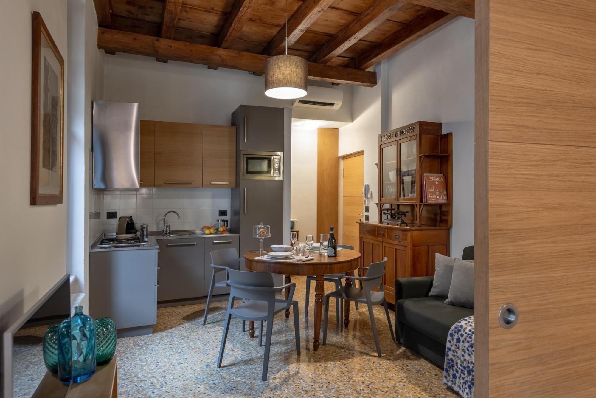 Residenza Roccamaggiore Верона Екстер'єр фото