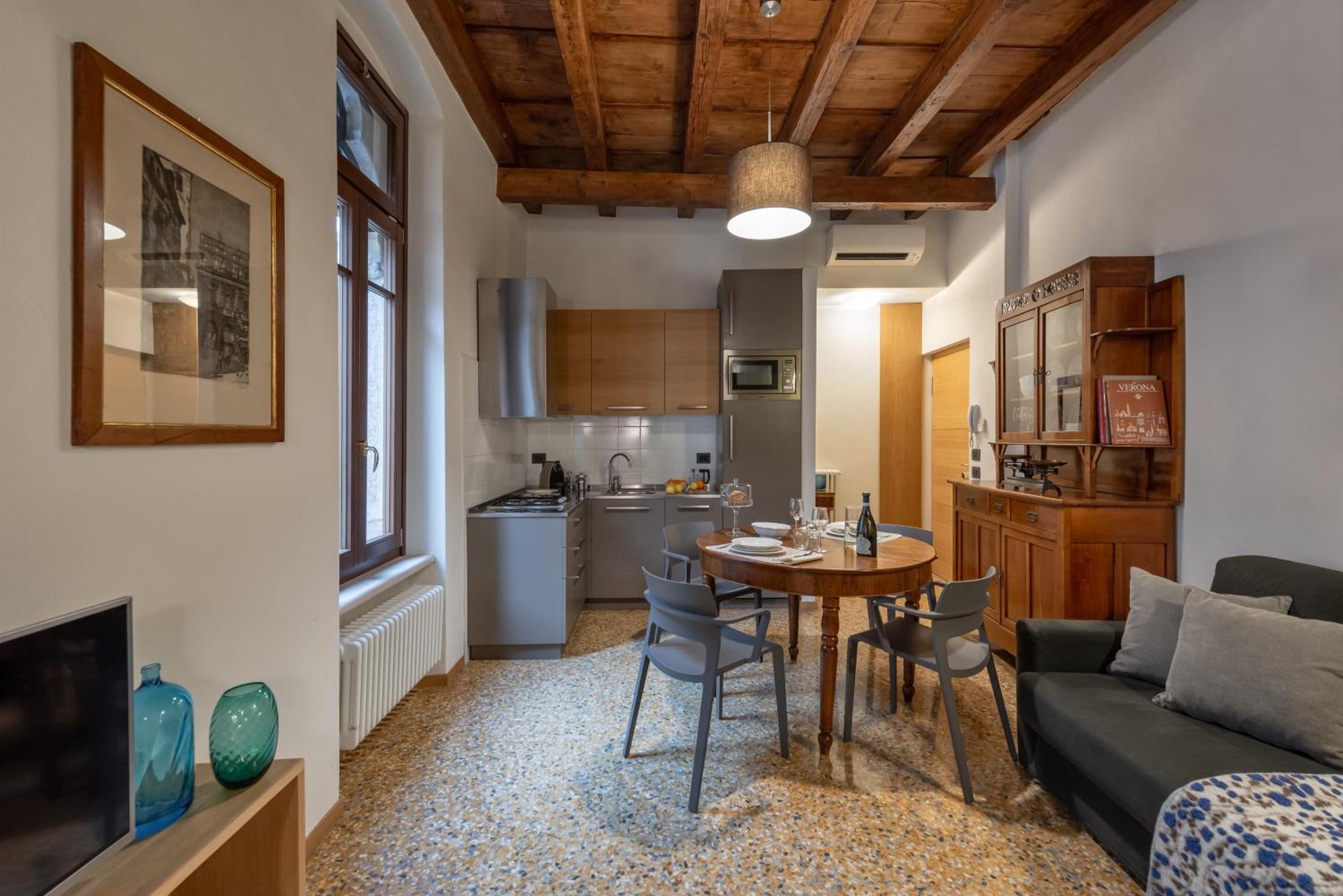 Residenza Roccamaggiore Верона Екстер'єр фото