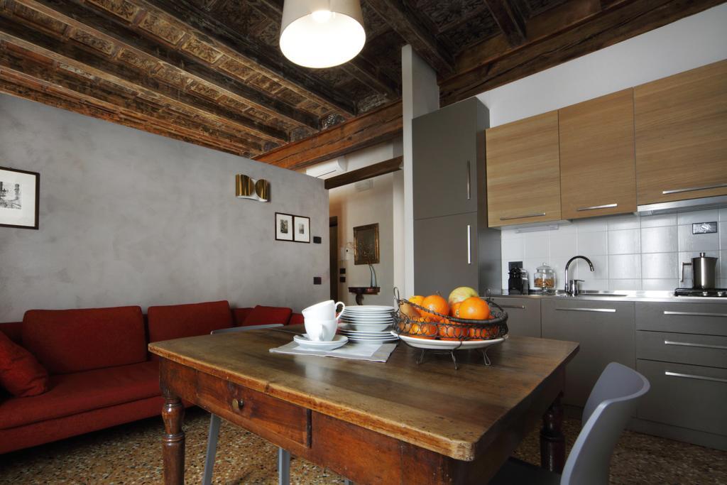 Residenza Roccamaggiore Верона Екстер'єр фото